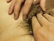 丰满肥臀少妇主播户外勾引个年龄不大的小青年直播打炮