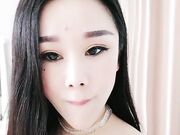 活好不粘人 淫声荡语撩骚不断 让大哥轮草抽插 浪叫不止
