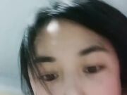 发骚的人妻少妇露脸情趣装丝袜诱惑跟大哥在家啪啪