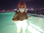 比基尼动漫少女 被我按在厕所猛烈中出