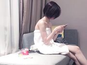 高颜值大奶美女吃鸡啪啪 能不能无套 不能 身材苗条皮肤白皙