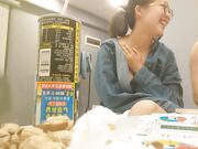 今夜3对夫妻 年度换妻淫乱盛宴 颜值都不错 互相舔胸摸逼 交换伴侣激情无限