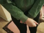 体验爆乳充气娃娃热穴 见体验馆爆乳服务员够骚 推倒上床后入爆操浪叫
