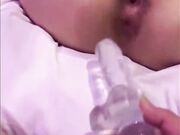 大学生妹妹被肥宅大叔灌醉酒带回酒店 各种姿势玩弄调教 妹子奶子确实不赖