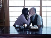 被唾液与精液玷污的回报的迷人已婚保险推销员3