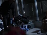 高级俱乐部的人妻 被客人的汗水与体液浸湿2