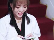 坏坏女学员和空手道师傅在道场里的内射性爱