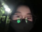 眼镜骚货户外直播玩逼强力震动高潮失禁