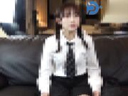 合法萝莉美少女 精液不争气的从粉嫩小穴流出来莉白虎学生自慰