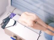 父女乱伦 强上白虎粉逼女儿 先帮她开苞