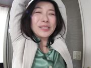 衣着性交蜜桃臀人妻秘书1