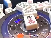 过年约女同学打麻将输了脱衣服最后脱光了只能肉偿