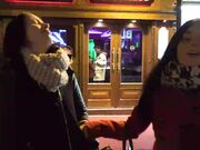 饥渴的嫩妹醉酒后被带到汽车旅馆随便操