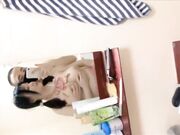 童颜巨乳妹妹被哥哥调教 这怎么长得 好性福
