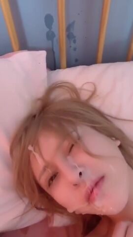 高颜值骚婊大赏_越漂亮越是要侮辱调教