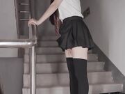 高清资源 清纯JK嫩妹 反差暴露癖 无人楼道花式自慰诱惑