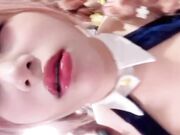脱下内裤之后 直接被摄影操到软掉