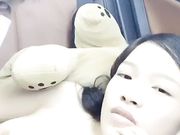 强推漂亮嫩妹和炮友在宽敞的车里直接接干起来了美乳嫩穴